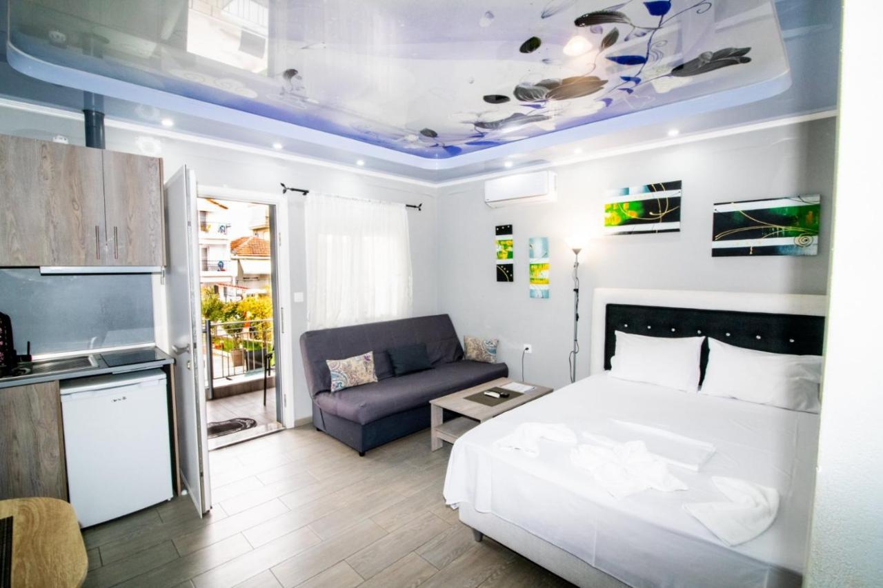 Katrine Rooms Nea Kallikrateia Zimmer foto